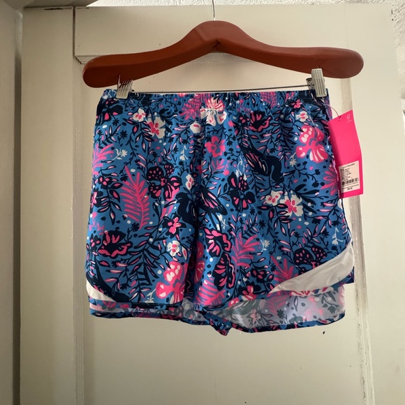 NWT! Lilly Pulitzer Ocean Trail Short - Picture 3 of 6